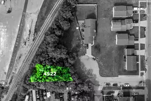 4522 Geneva Glenn Ct, East Chicago, IN 46312 - Photo 1