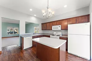 3700 Highland Cir, Valparaiso, IN 46383 - Photo 9