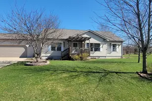 102 Mayfield Dr, Michigan City, IN 46360 - Photo 1