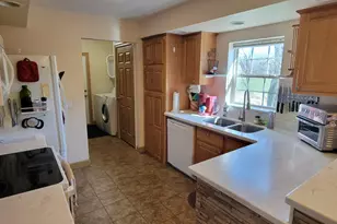 102 Mayfield Dr, Michigan City, IN 46360 - Photo 11