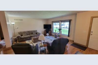 102 Mayfield Drive, Michigan City, IN 46360 - Photo 3