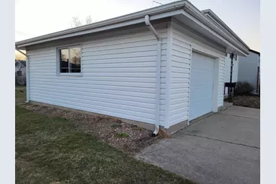 9420 Saric Drive, Highland, IN 46322 - Photo 3