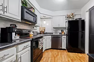 2003 Porte Deleau Ct, Highland, IN 46322 - Photo 7