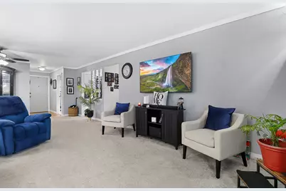 2003 Porte Deleau Court #207, Highland, IN 46322 - Photo 5