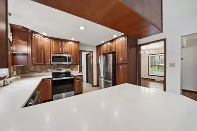 188 Goodview Drive, Valparaiso, IN 46385 - Photo 5