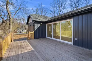 7325 Locust Ave, Gary, IN 46403 - Photo 33