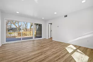 7325 Locust Ave, Gary, IN 46403 - Photo 13