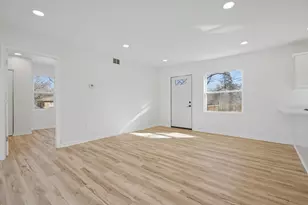 7325 Locust Ave, Gary, IN 46403 - Photo 15