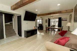 455 E 60th Pl, Merrillville, IN 46410 - Photo 3