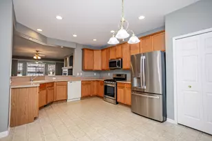 350 Cochran Dr, Crown Point, IN 46307 - Photo 7