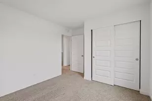 583 Cressmoor Blvd, Hobart, IN 46342 - Photo 21