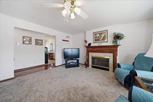 1125 Woodhollow Dr, Schererville, IN 46375 - Photo 3