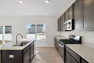 565 E 130th Pl, Crown Point, IN 46307 - Photo 13