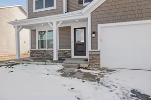 565 E 130th Pl, Crown Point, IN 46307 - Photo 3