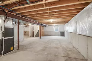 565 E 130th Pl, Crown Point, IN 46307 - Photo 25