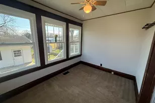 421 E Garfield St, Michigan City, IN 46360 - Photo 7