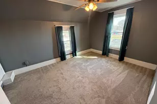 421 E Garfield St, Michigan City, IN 46360 - Photo 19