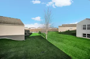 13679 Blue Springs Ct, Dyer, IN 46311 - Photo 21