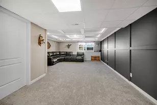 13679 Blue Springs Ct, Dyer, IN 46311 - Photo 17