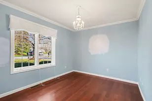 1212 Silhavy Cir, Valparaiso, IN 46383 - Photo 9