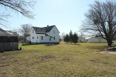 214 N Iroquois Street, Goodland, IN 47948 - Photo 3