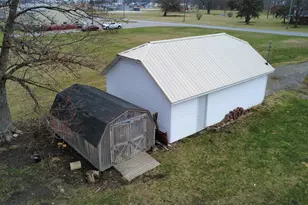 214 N Iroquois St, Goodland, IN 47948 - Photo 5