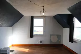 214 N Iroquois St, Goodland, IN 47948 - Photo 13