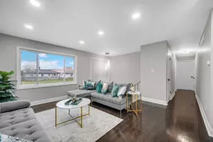 1035 Clinton St, Gary, IN 46406 - Photo 5