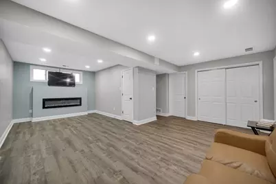 1035 Clinton Street, Gary, IN 46406 - Photo 15