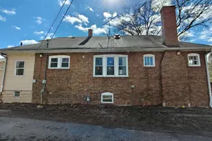 3839 Roche St, Hobart, IN 46342 - Photo 3