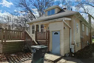 3839 Roche St, Hobart, IN 46342 - Photo 37