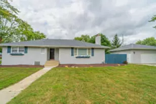 276 W 68th Pl, Merrillville, IN 46410 - Photo 1