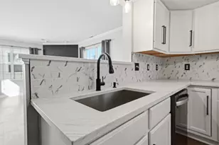 1710 Beech Dr, Crown Point, IN 46307 - Photo 5