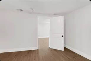 2057 Pennsylvania St, Gary, IN 46407 - Photo 25