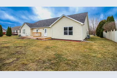 1709 Daisy Street SE, Demotte, IN 46310 - Photo 17