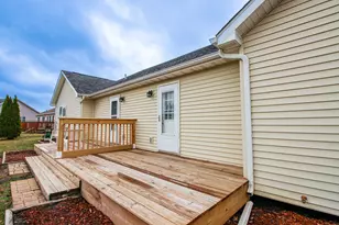 1709 Daisy St SE, Demotte, IN 46310 - Photo 19