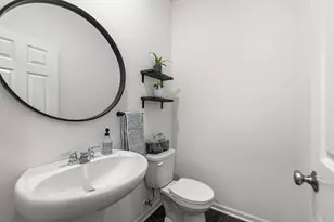 2143 W 132nd Pl, Crown Point, IN 46307 - Photo 7