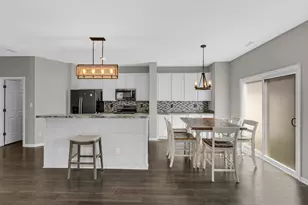 452 Greenbrier Ln, Lowell, IN 46356 - Photo 5