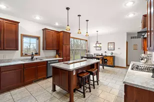 166 W 200 S, Valparaiso, IN 46385 - Photo 9