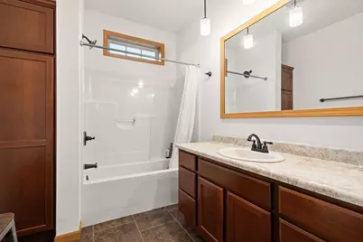 166 W 200 S, Valparaiso, IN 46385 - Photo 15