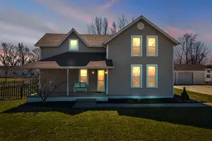 115 W Monroe St, Goodland, IN 47948 - Photo 1