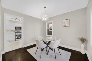 357 Taft Pl, Gary, IN 46404 - Photo 5