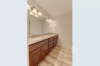 802 Veterans Lane, Crown Point, IN 46307 - Photo 15