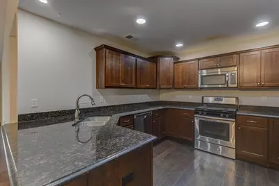 802 Veterans Lane, Crown Point, IN 46307 - Photo 9