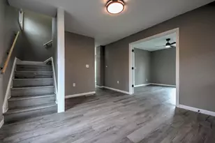 206 1/2 Ohio St, La Porte, IN 46350 - Photo 7