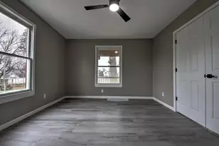 206 1/2 Ohio St, La Porte, IN 46350 - Photo 9