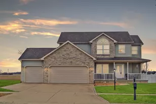 2106 Arrow Leaf Ln, Valparaiso, IN 46383 - Photo 3