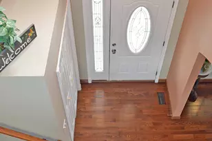 2106 Arrow Leaf Ln, Valparaiso, IN 46383 - Photo 5