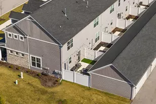 1003 E 117th Ln, Crown Point, IN 46307 - Photo 7