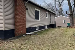 308 S Howard St, Gary, IN 46403 - Photo 3